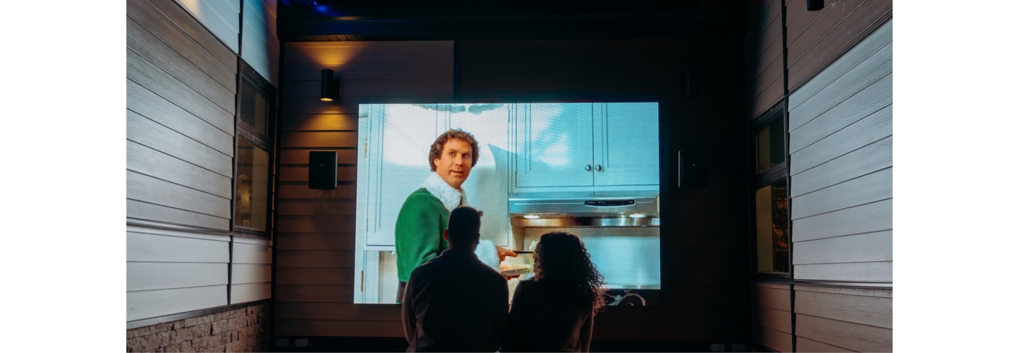 Festive Films for Everyone �<br> From Elf to The Grinch...all indoors!